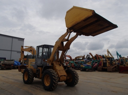 ขายรถตัก TCM E840