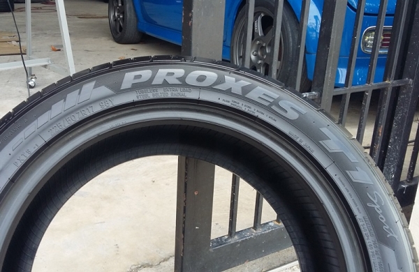 ยาง,225-50-17 TOYO"T1 Sport ปี14สภาพเต็มๆ ชุดละ 9,500 ยาง,225-50-17 TOYO"T1 Sport ปี14สภาพเต็มๆ ชุดละ 9,500
