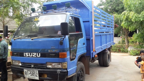 TLDเครื่อง4BC2. 100แรงหัวเข้าเล่มแล้วครับ