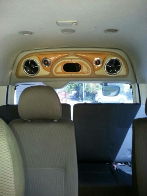 ขายดาวน์รถตู้