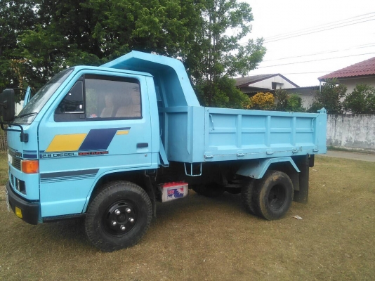 ISUZU NKR 88 แรงม้า ปี 34 เกรีย์สั้น (ยกหัวได้) ISUZU NKR 88 แรงม้า ปี 34 เกรีย์สั้น (ยกหัวได้)