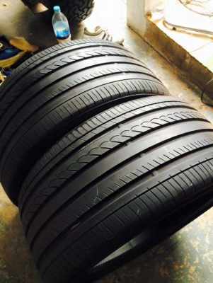 ขายยางขอบ 18"สวยๆ1ชุด คู่หน้า 225/40R18 คู่หลัง 265/35R18 ปี 12