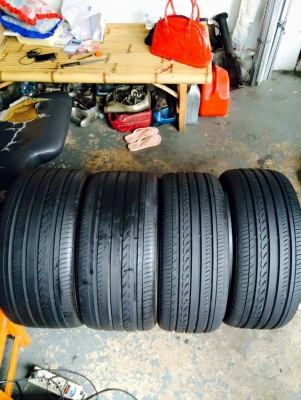 ขายยางขอบ 18"สวยๆ1ชุด คู่หน้า 225/40R18 คู่หลัง 265/35R18 ปี 12