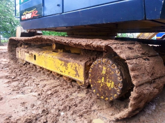 ขายแบคโค KOMATSU PC120-5 ตัวเดินใหญ่ เครื่องเดิมปั้มเดิม ไฟฟ้าเต็ม เอวแน่น แอร์เย็น เล่มทะเบียนพร้อมโอน สนใจโทร 090-8588220คุณนะ 093-3258446คุณบิว ID:narong498 หรือเข้าดูสินค้าอื่นๆได้ที่ www.truck.in.th/498 หรือเพจFacebook ณรงค์ ซื้อขายรถมือสอง (เว็บไซต์