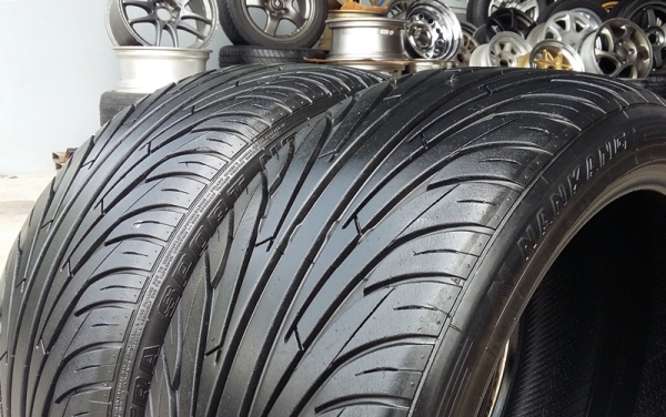 ยาง,235-40-18 Nankang NS2 ดอกหนาปี13ไม่ปะ คู่ละ 3,200 ยาง,235-40-18 Nankang NS2 ดอกหนาปี13ไม่ปะ คู่ละ 3,200