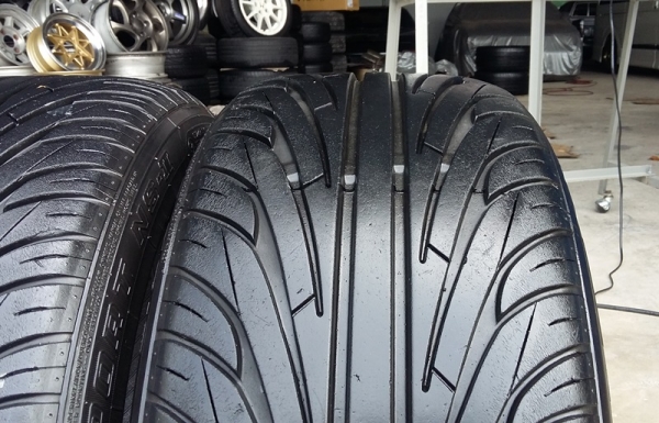 ยาง,235-40-18 Nankang NS2 ดอกหนาปี13ไม่ปะ คู่ละ 3,200 ยาง,235-40-18 Nankang NS2 ดอกหนาปี13ไม่ปะ คู่ละ 3,200