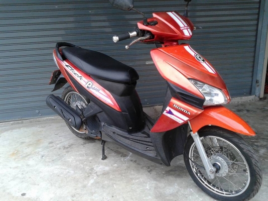 ฮอนด้า คลิก     เครื่องดีพร้อมใช้ ภาษีไม่ขาด   9800 บาท
