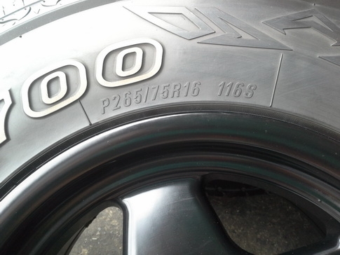 Max แบรดเลย์ ET0 + Maxxis AT 265/75/16 ปี12 สวยๆ 1ชุด