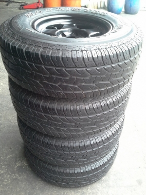 Max แบรดเลย์ ET0 + Maxxis AT 265/75/16 ปี12 สวยๆ 1ชุด
