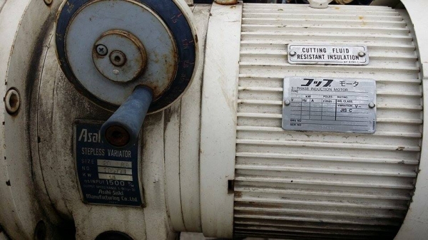 เครื่องเจียไร้ศูนย์ NTC รุ่น CLG-2B2   เก่าญี่ปุ่น  ไม่เคยใช้งานในไทย