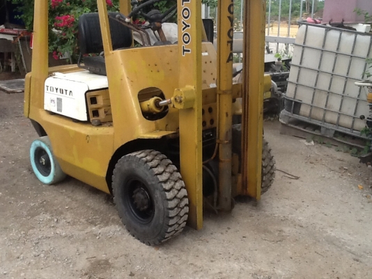 รถยกToyota 3fg15 สภาพดีพร้อมใช้ เพิ่งเข้าจากญี่ปุ่น ราคาไม่แพงครับ