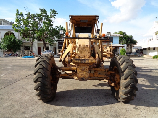 ขายรถเกรด CATERPILLAR 140G S/N 72V13XXX  สภาพดี เอกสารครบ