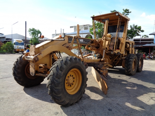 ขายรถเกรด CATERPILLAR 140G S/N 72V13XXX  สภาพดี เอกสารครบ