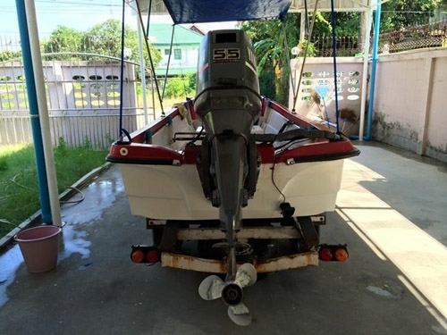 ขายเรือไฟเบอร์ 15 ฟุตพร้อม เครื่องYAHAMA 55