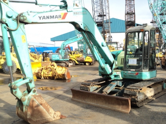 VIO70-2 # 25522B 4471ชั่วโมง รถปี2003 ใบมีด เก่าญี่ปุ่น