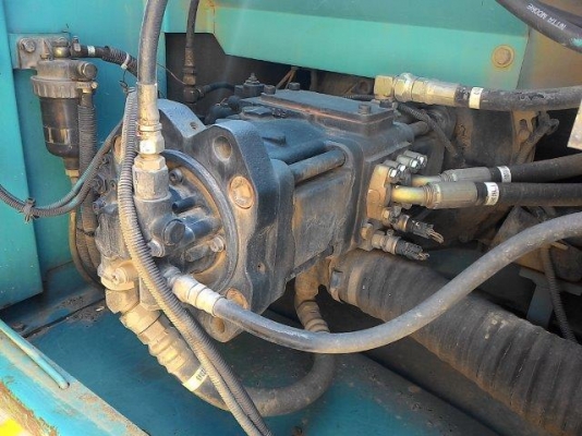 SK200-6ES # YN10-39881 8265ชั่วโมง รถปี2006 มีลายเจาะ เก่าญี่ปุ่น