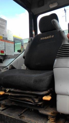 SK200-6ES # YN10-39881 8265ชั่วโมง รถปี2006 มีลายเจาะ เก่าญี่ปุ่น