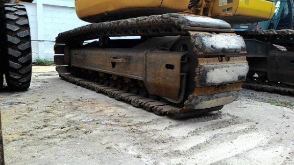 SK200-6ES # YN10-39881 8265ชั่วโมง รถปี2006 มีลายเจาะ เก่าญี่ปุ่น