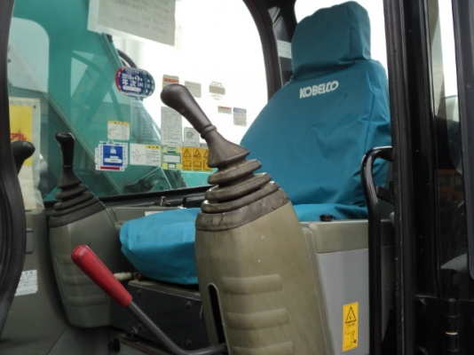 SK135SR-1ES # YY04-08427 5606ชั่วโมง รถปี2006 เก่าญี่ปุ่น