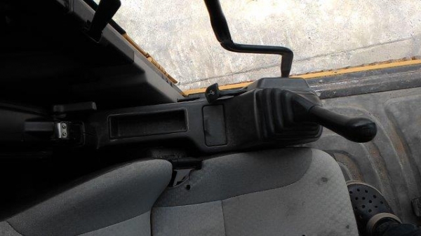 SK135SR-1ES # YY04-08427 5606ชั่วโมง รถปี2006 เก่าญี่ปุ่น