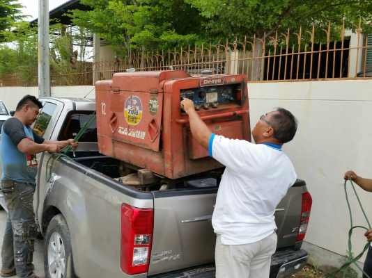 จัดส่งแล้วนะครับ ตู้เชื่อมปั่นไฟ และหัวเจาะกระแทก สำหรับรถขุดแบคโฮPC100ครับ