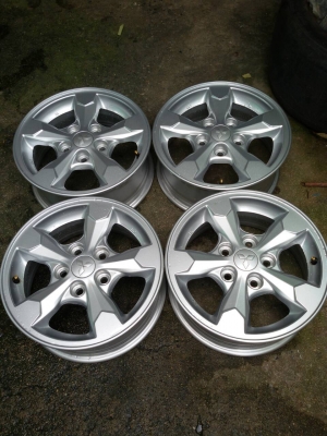 ล้อมิตซูบิชิ ชุดล่ะ 4,500 ขอบ 15