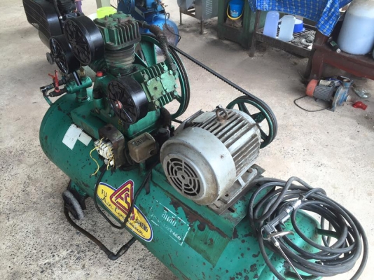 ปั๊มลม ฟูเช็ง ถัง 300 ลิตร 5 แรง 3 เฟส 3 สูบ พร้อมลุยงานหนัก