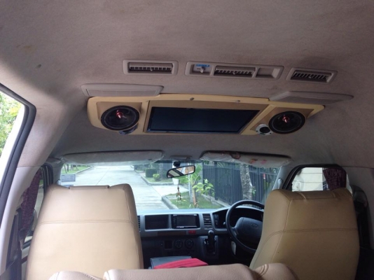 รถตู้toyota commuter 2.7 vvti สด หรือ ดาวน์ ต่อรองได้