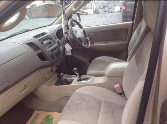 ขาย toyota vigo 4 ประตู