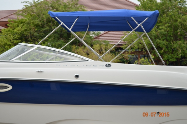 Bayliner 249 Deck (5.7 Mercruiser) 250hp 2005 (25 foot)