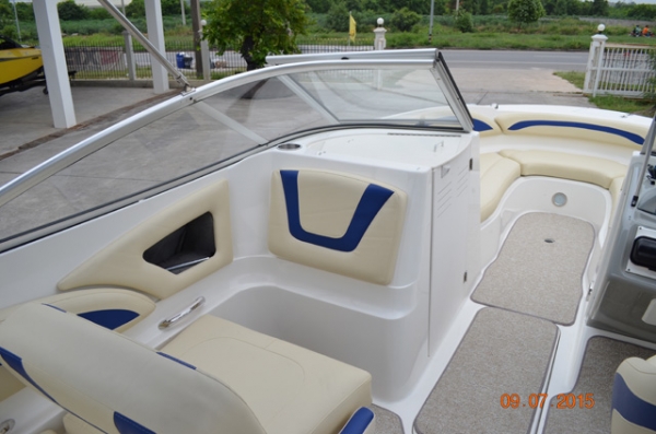 Bayliner 249 Deck (5.7 Mercruiser) 250hp 2005 (25 foot)