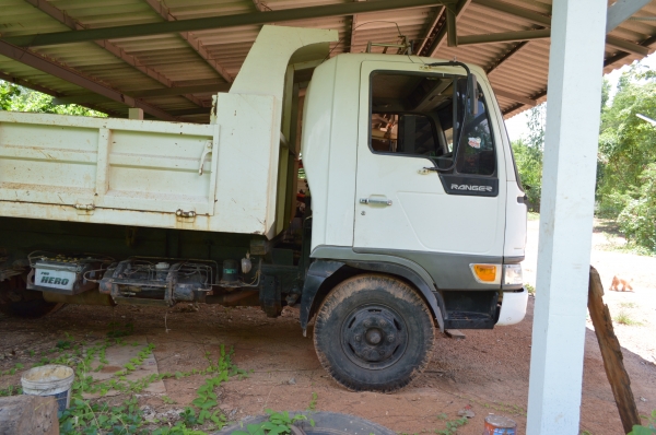 ขายหกล้อดั๊ม HINO ซุปเปอร์เสี่ย (รถสูตร) 660,000 บาท ขายหกล้อดั๊ม HINO ซุปเปอร์เสี่ย (รถสูตร) 660,000 บาท