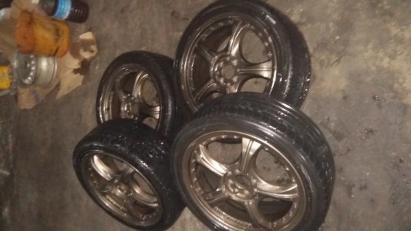 ขายล้อขอบ17 พร้อมยาง