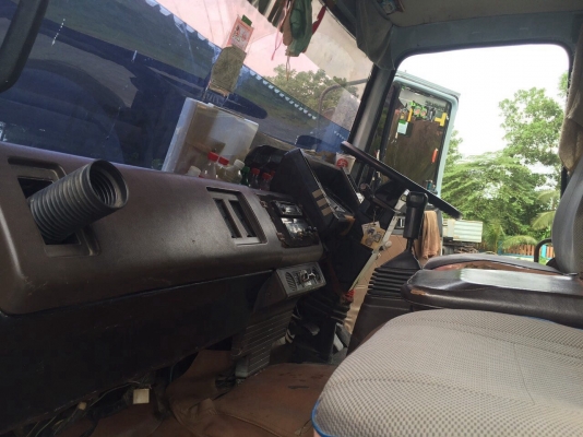ขายรถ10ล้อดั้มพ์ ISUZU FXZ13NFY เครื่อง270แรงม้ายูโรทูแมคโหลด สนใจโทร 081-970-1072