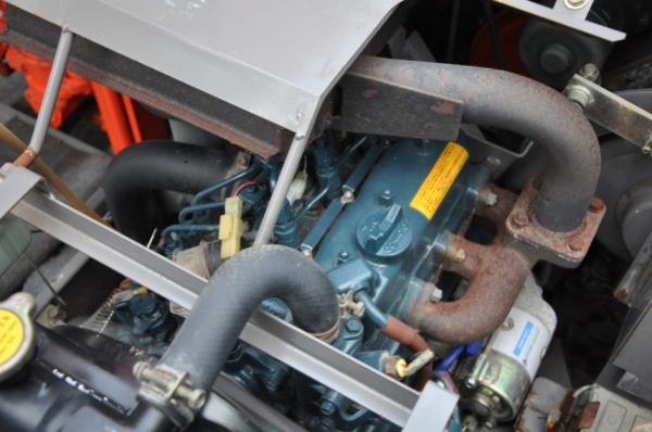 ขายรถเกี่ยว นวดข้าวKUBOTA รุ่นใหม่  ดีเซล3สูบ สวยเดิมจากญี่ปุ่น 65,000เท่านั้น!!