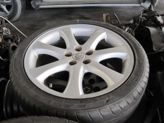 ขายล้อขอบ17 ใส่ 5ร100 พร้อมยาง6000