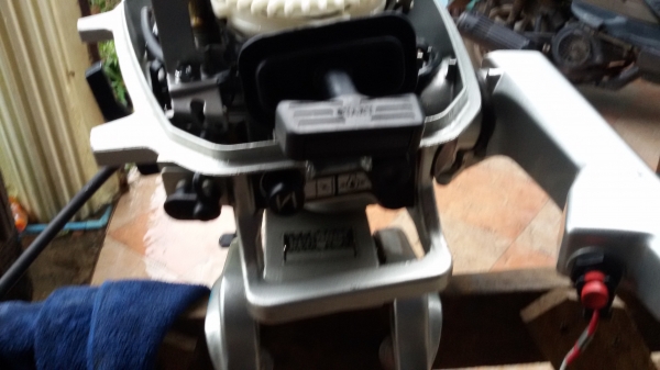 Honda 5 Hp 4 Stroke NEW NEW  ซื้อเผื่อไว้ไม่เสียหาย