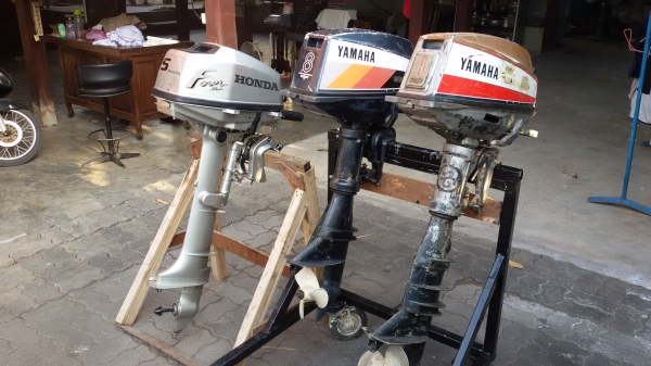 Honda 5 Hp 4 Stroke NEW NEW  ซื้อเผื่อไว้ไม่เสียหาย