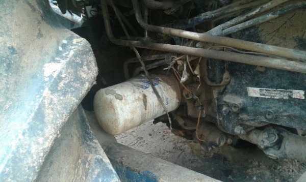 FORD TS 90 - 2 เพลา รถสภาพดีพร้อมใช้งานได้เลยครับ เครื่องแรงดีแห้งดีไม่แตกเยิ้ม เกียร์ข้าง กรองใหญ่แล้ว อุปกรณ์ครบ มีใบดันหน้า ผานพรวน 6 ติดตั้งพร้อมใช้งานได้เลย ช่วงล่างยางสภาพดีประมาณ 60\% พร้อมใช้งาน เอกสารเล่มทะเบียนครบพร้อม ราคาต่อรองได้ครับ