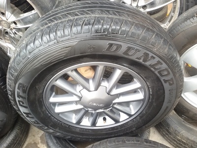 ขายล้อแม็กISUZU All New 16สีกัลยาง245/70/16 ปี13 4 ล้อ