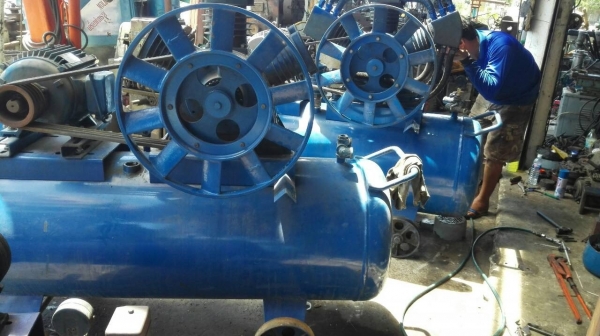 Sale>>ปั้มลม PUMA 15 HP. ถังจุ 520 Lite. ไฟ 380 V. โทร 089-2499-123