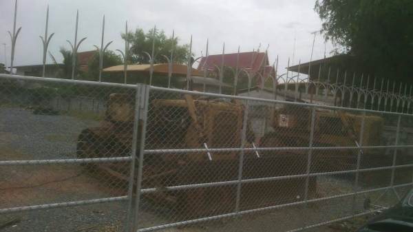 ขายรถแทรคเตอร์ CAT D4D ตีนตะขาบ 2 คัน ราคา 450000