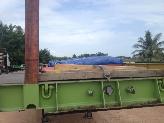 ขายหาง พนัส พื้นเรียบ  3 เพลา. แท้  ปี 46    สนใจติดต่อ  081 - 6079515