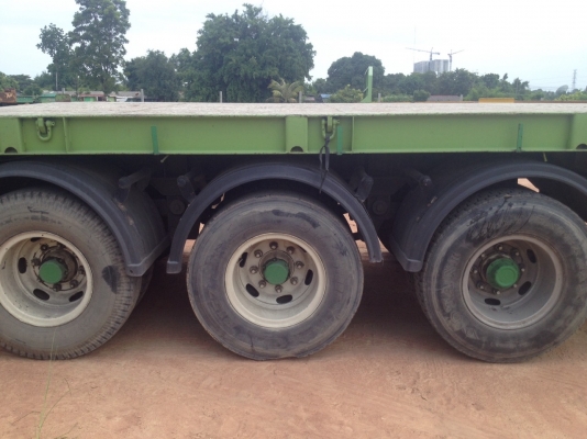 ขายหาง พนัส พื้นเรียบ  3 เพลา. แท้  ปี 46    สนใจติดต่อ  081 - 6079515