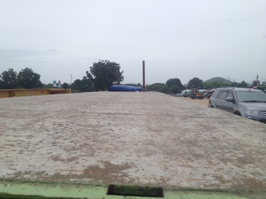 ขายหาง พนัส พื้นเรียบ  3 เพลา. แท้  ปี 46    สนใจติดต่อ  081 - 6079515