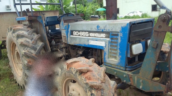 รถไถ FORD  80 - 66S.   (  2 เพลา.  )      สนใจติดต่อ  081 - 6079515