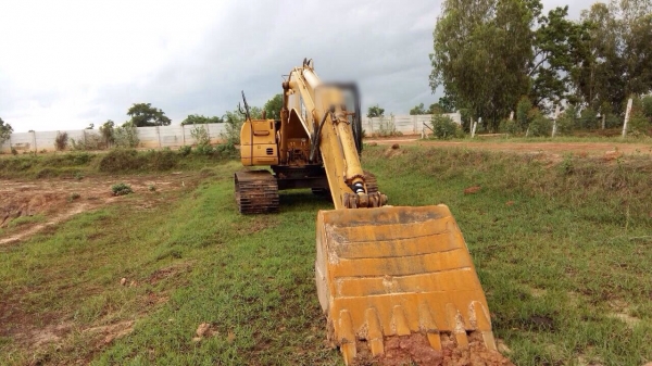 ขายรถแบ็คโฮ CAT 320C รถญี่ปุ่น ไมล์ชั่วโมง 5,xxx เอกสารเล่มทะเบียน ไฟฟ้าครบ รถสวยพร้อมทำงาน