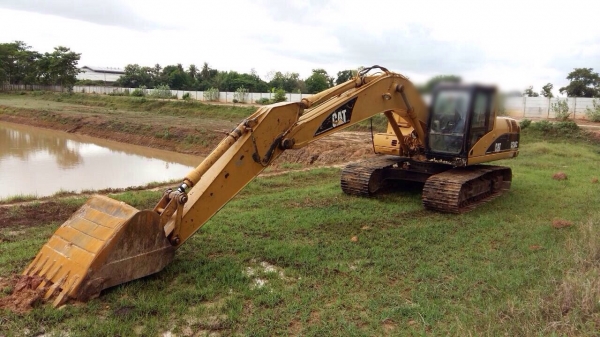 ขายรถแบ็คโฮ CAT 320C รถญี่ปุ่น ไมล์ชั่วโมง 5,xxx เอกสารเล่มทะเบียน ไฟฟ้าครบ รถสวยพร้อมทำงาน