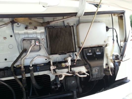 รถฮีโน่  10  ล้อดั้ม  330  แรงม้า.  ปี 55  ( ขายแม่ , ลูก )      สนใจติดต่อ  081 - 6079515