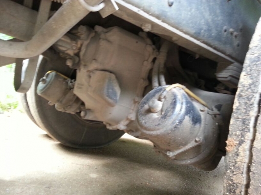 รถฮีโน่  10  ล้อดั้ม  330  แรงม้า.  ปี 55  ( ขายแม่ , ลูก )      สนใจติดต่อ  081 - 6079515